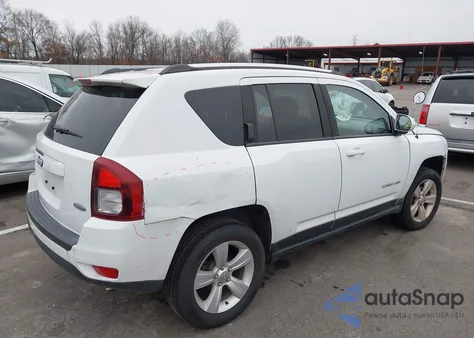 2014 Jeep Compass Latitude из США, поврежденный, VIN 1C4NJDEBXED745584